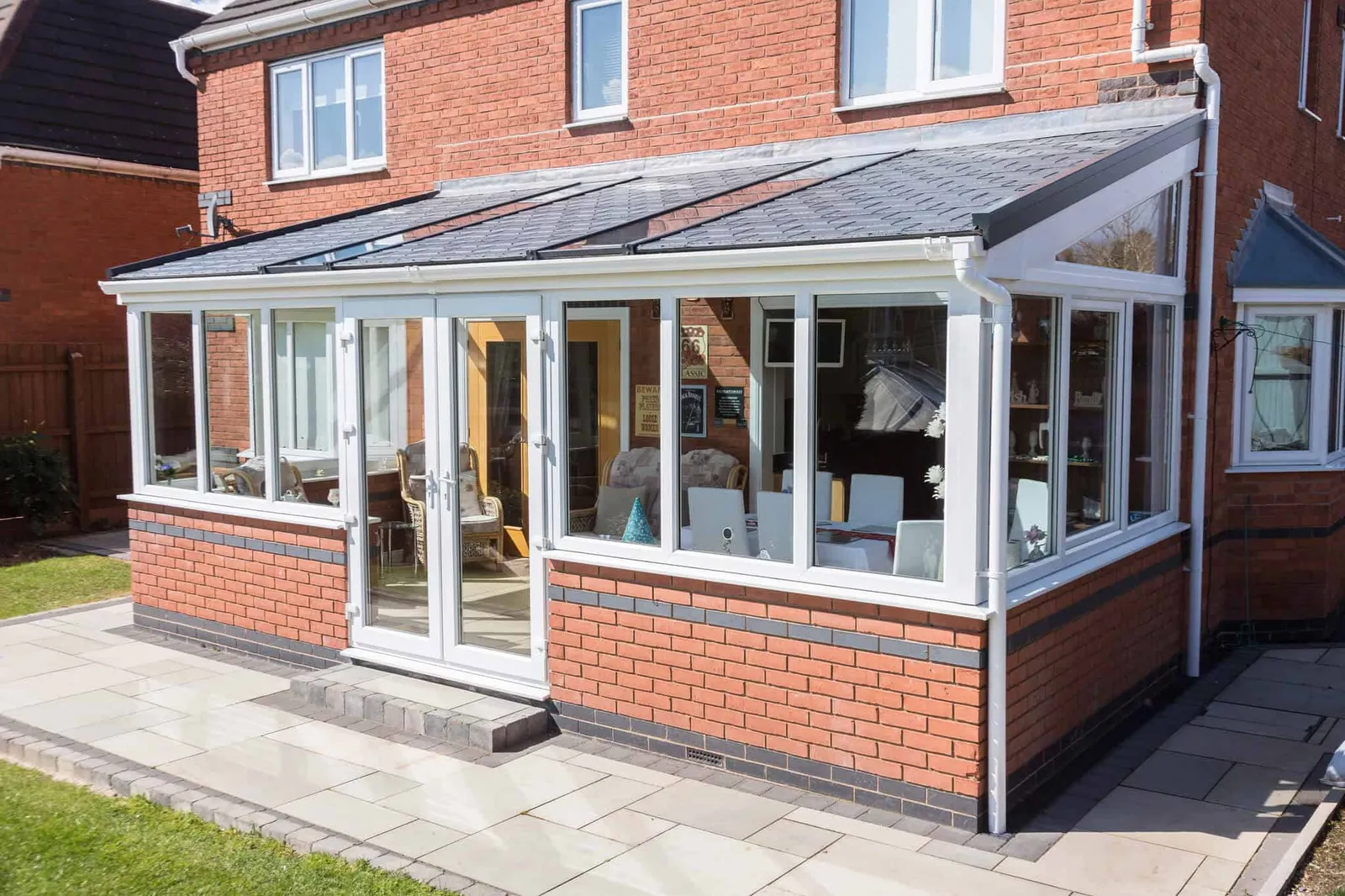 Lean-to conservatory